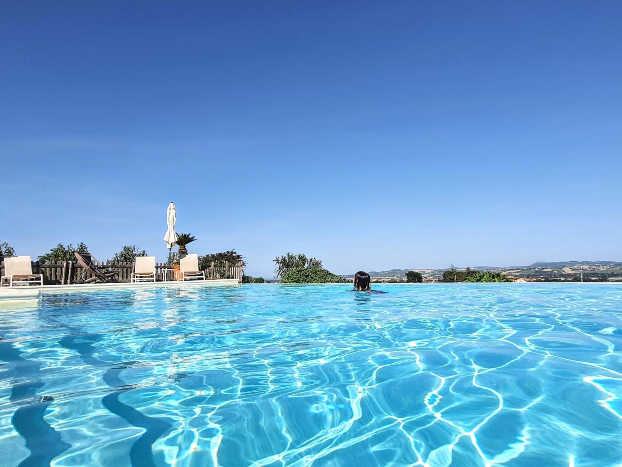 Agriturismo Rosa Antica Monte San Vito エクステリア 写真